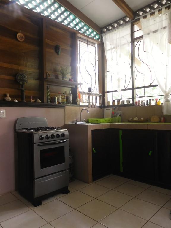 Casa Lina Sloth View Exotic Apartment With Privat Kitchen Puerto Viejo de Talamanca Exterior foto